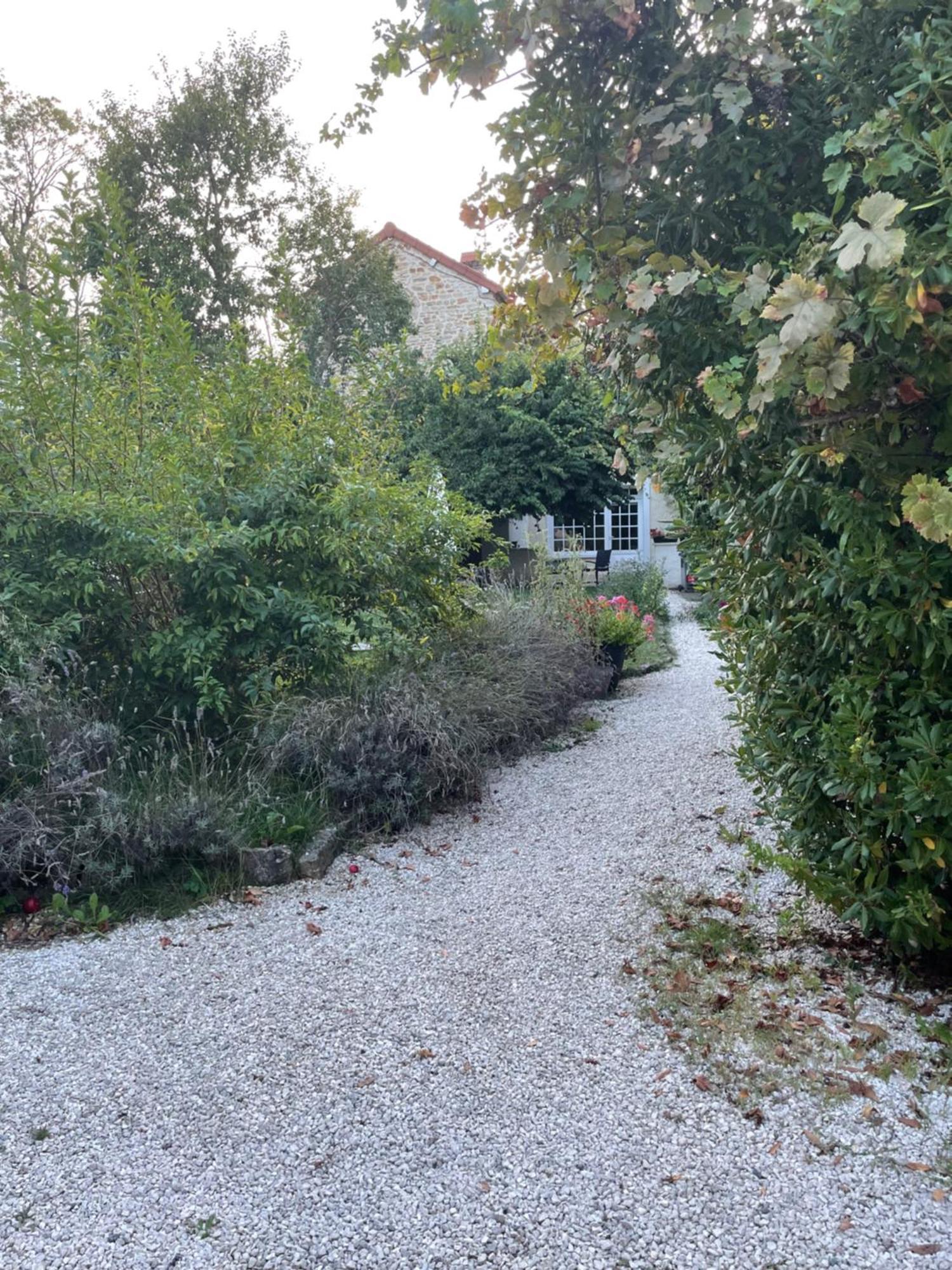 Domaine De Vandenesse Et Spa Kültér fotó